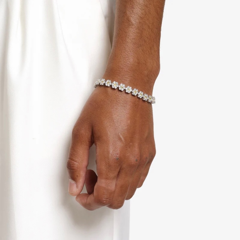 Daisy Tennis Bracelet - Picture 3 of 6
